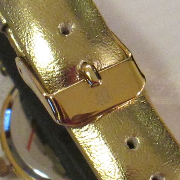 ELIZABETH TAYLOR WHITE DIAMONDS ROUND GOLD WATCH - NWT - Picture 9 of 9